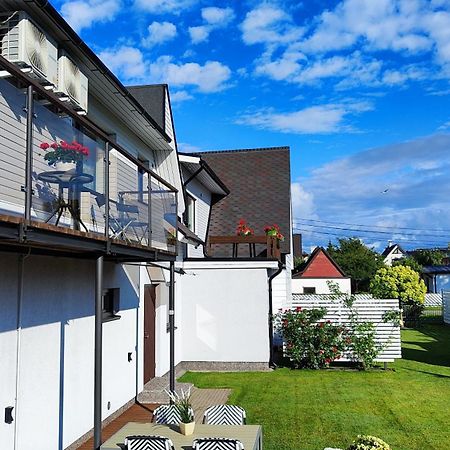 Aisa Guesthouse 페르누 외부 사진