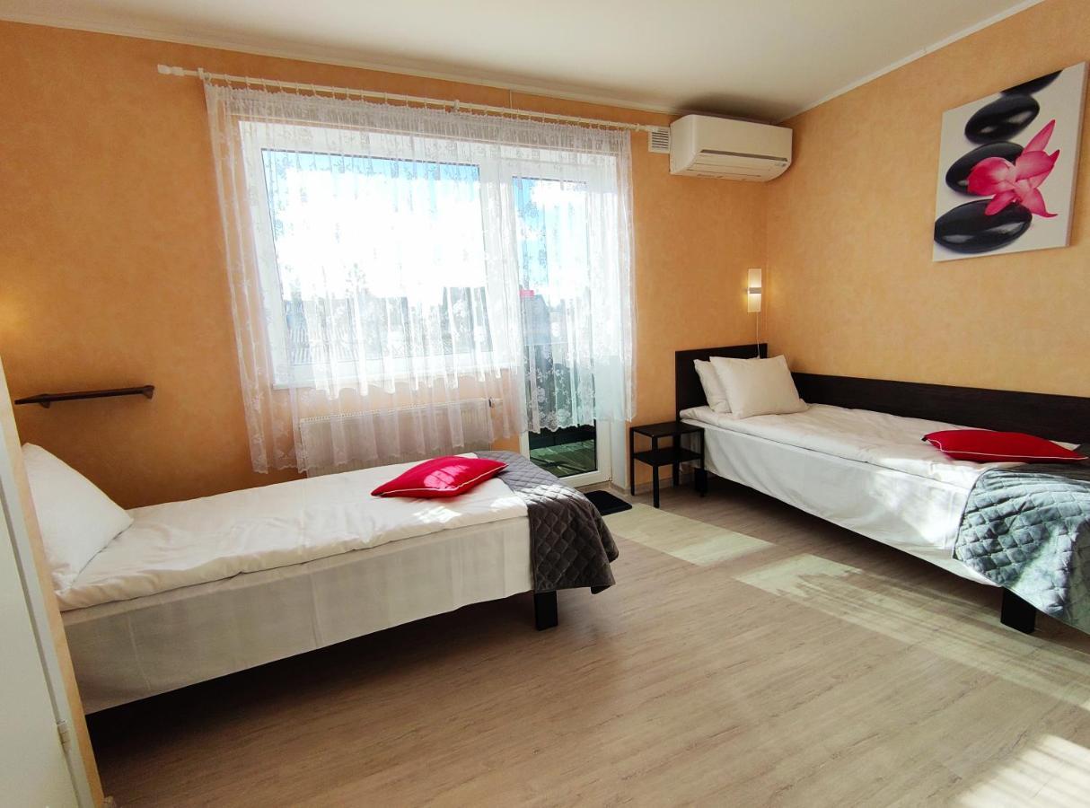 Aisa Guesthouse 페르누 외부 사진