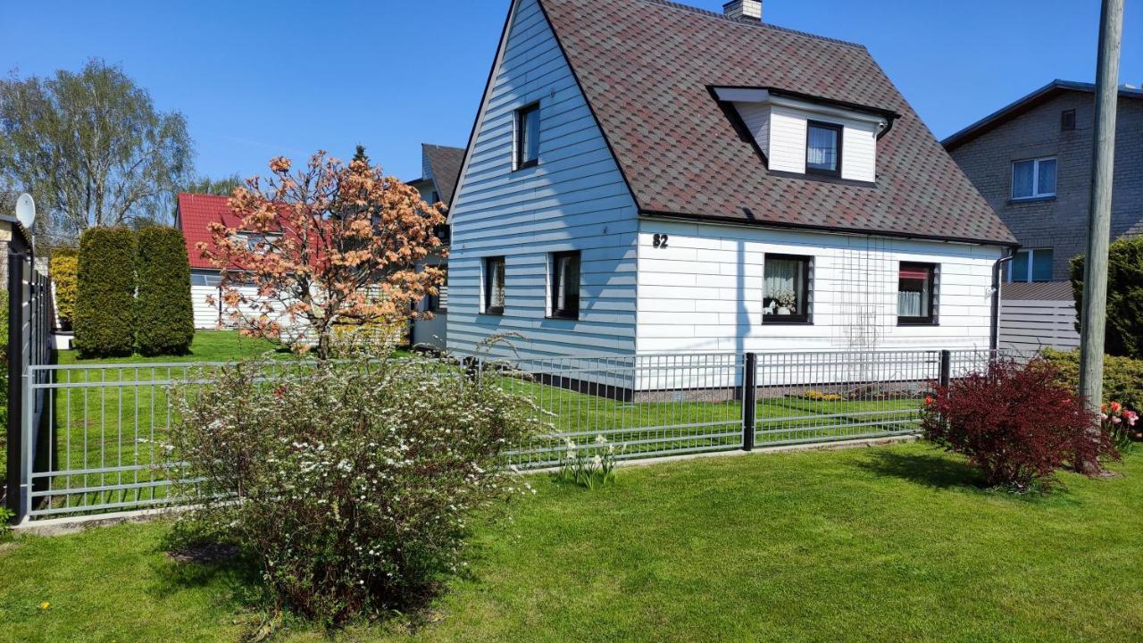 Aisa Guesthouse 페르누 외부 사진