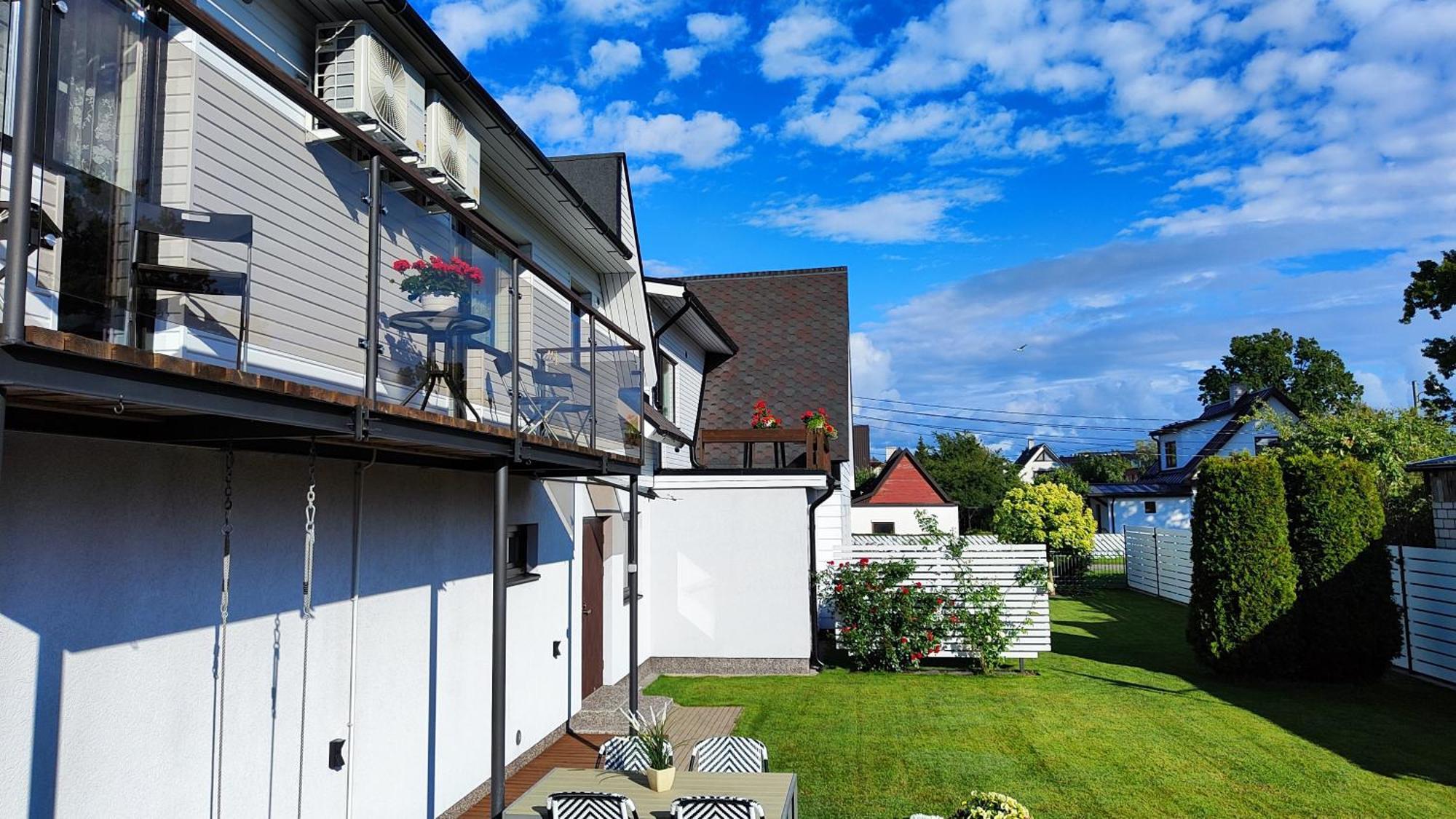 Aisa Guesthouse 페르누 외부 사진